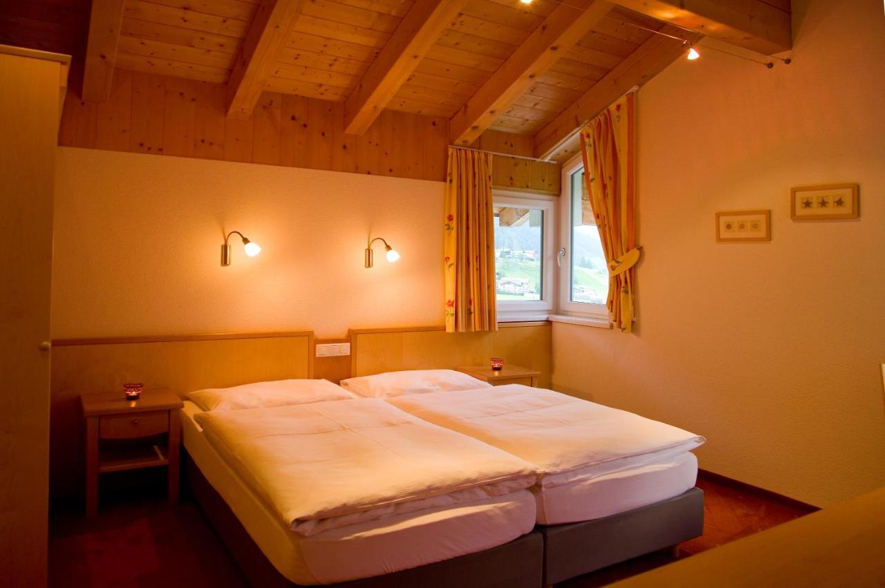 Bed and Breakfast Adrian Санкт-Антон-ам-Арльберг Экстерьер фото